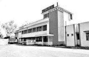 Three hundred beds were to be commissioned in 2025, even a hundred beds could not be built.