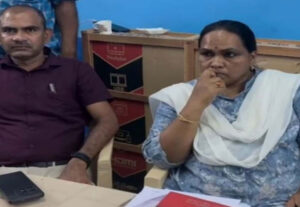 Indore  Mrs. Sheela Meravi arrested for taking bribe of one lakh
