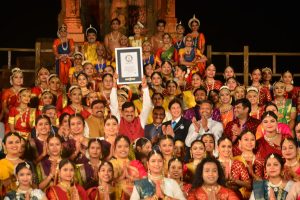 25 groups made record by performing continuously for more than 24 hours