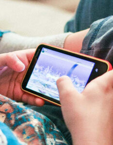 Addiction to watching short videos is like addiction to alcohol