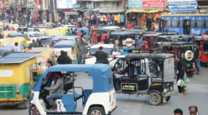 Traffic police will now file FIR against rickshaw drivers