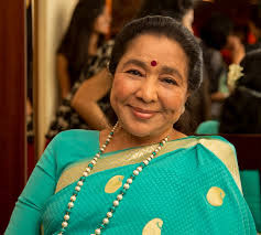 Legendary singer Asha Bhosle passes away at the age of 92