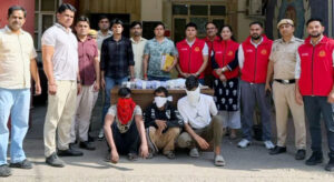 Police revealed the theft of Rs 1 crore in Madhu Vihar.