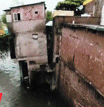 Notices will be issued to houses built along the drain.
